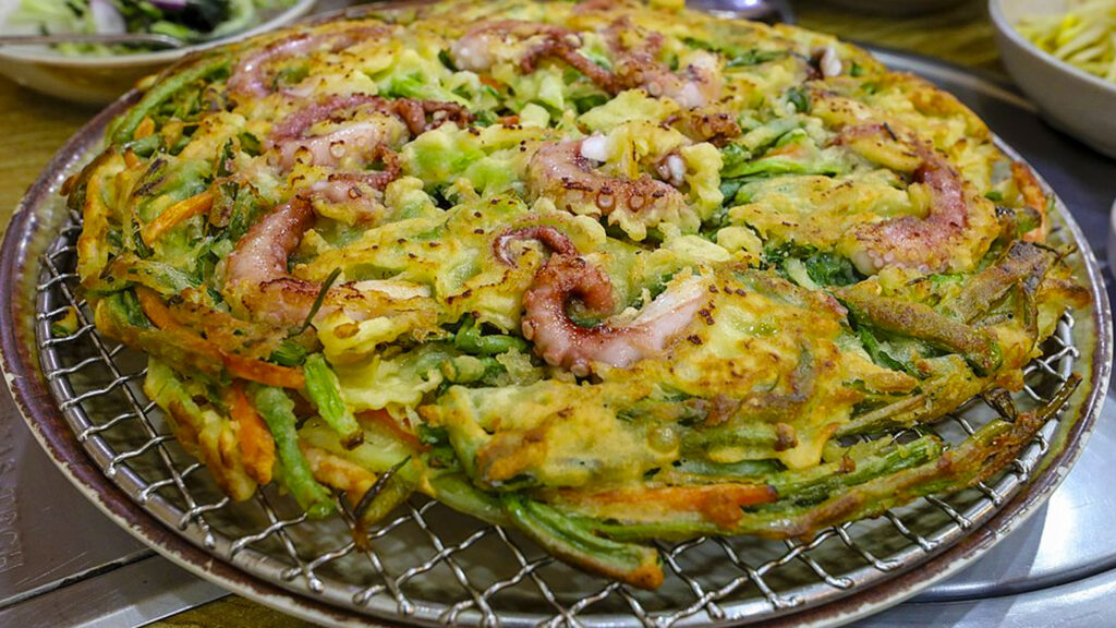 Haemul Pajeon (Seafood Scallion Pancake)