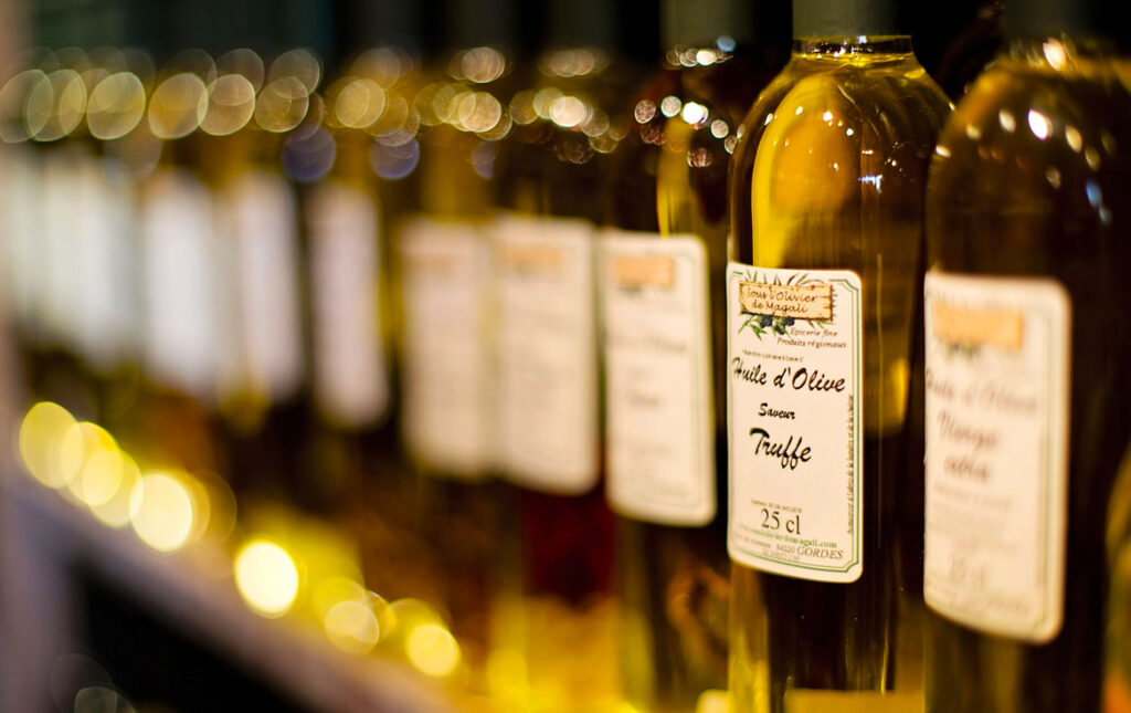 Mediterranean Diet's Key Ingredients: Olive Oil